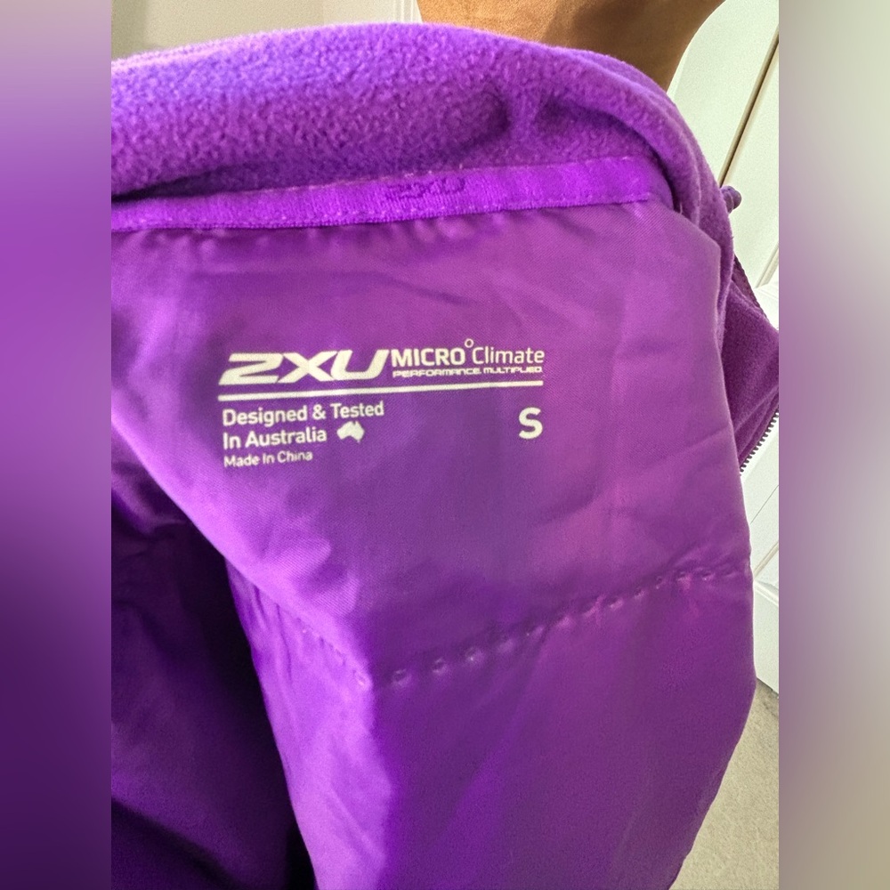 2XU Women's Insulation Jacket, Womens Size Small - Picture 12 of 13